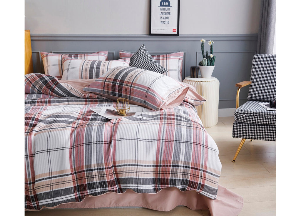 SCORPIO KING SIZE BEDDING SET OF 4 PCS - RED
