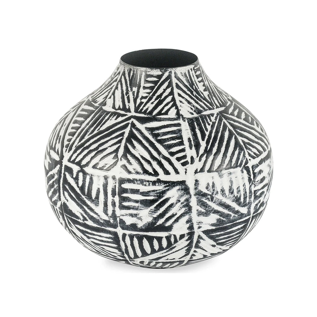 AMERY VASE - BLACK
