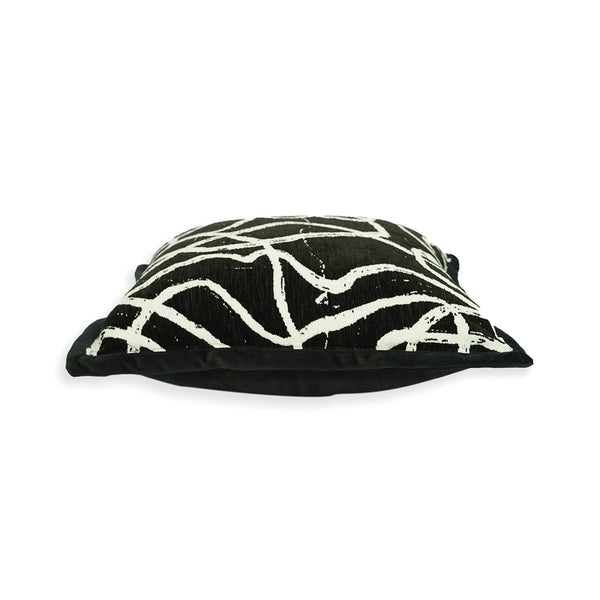 SQUARE CUSHION - BLACK