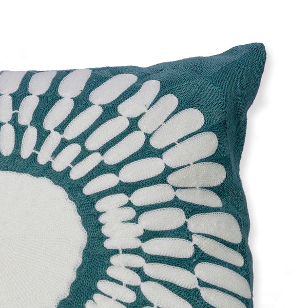 SQUARE CUSHION - WHITE
