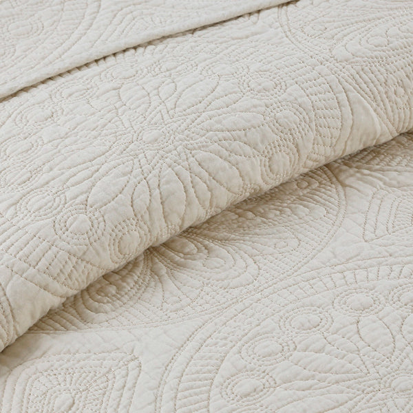 BEDDING SET OF 4 PCS KING - WHITE