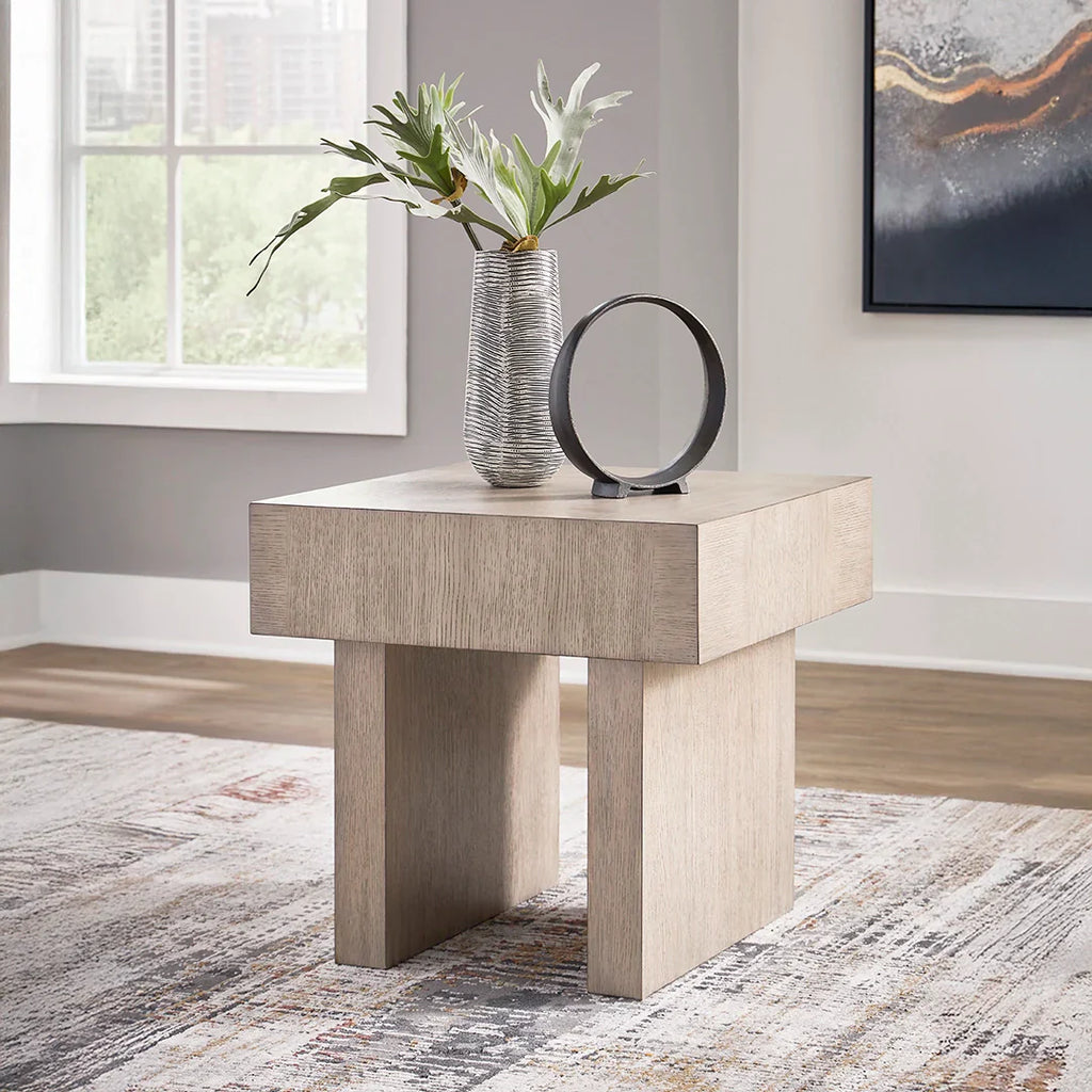 JORLAINA END TABLE